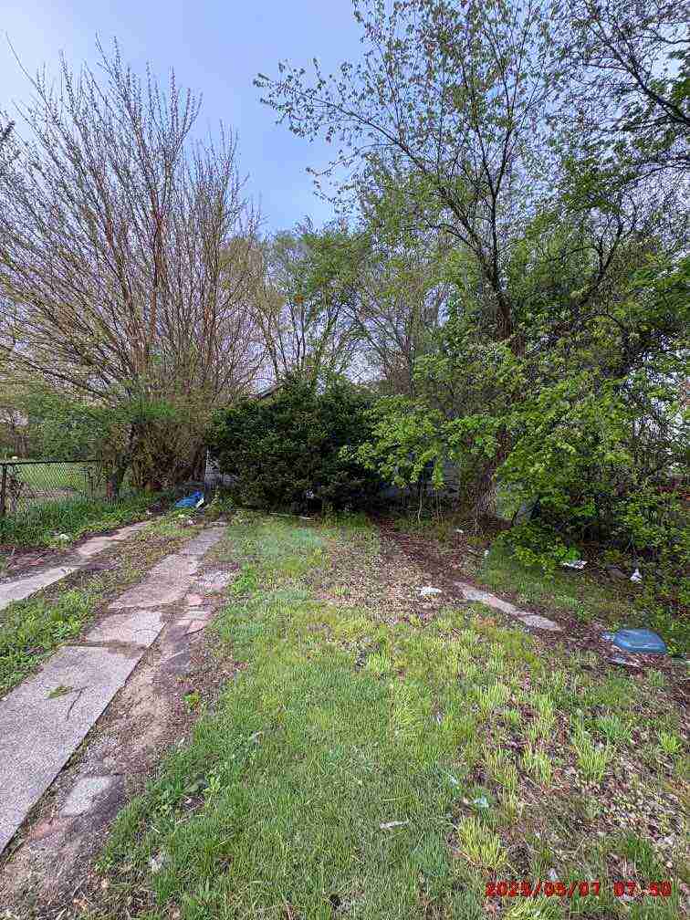 15365 Cherrylawn.jpg